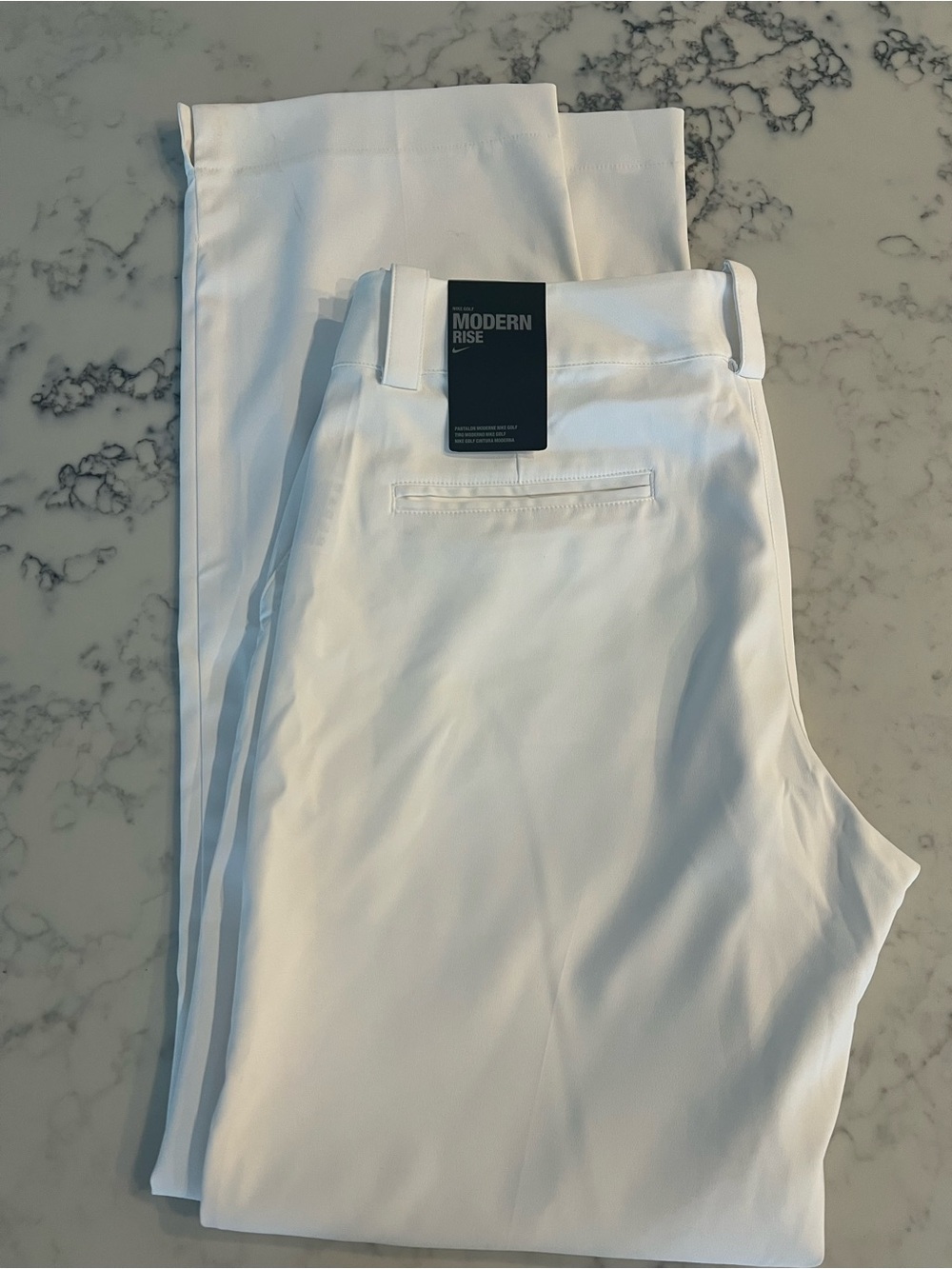 New Nike Golf Club
Women's Dri-FIT Golf Pants White Style 68147 Size 10